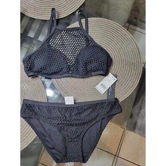 KENNETH COLE SWIMWEAR BIKINI SET WOMANS MEDIUM COLOR BLACK MSRP$123.00 - Picture 3 of 12